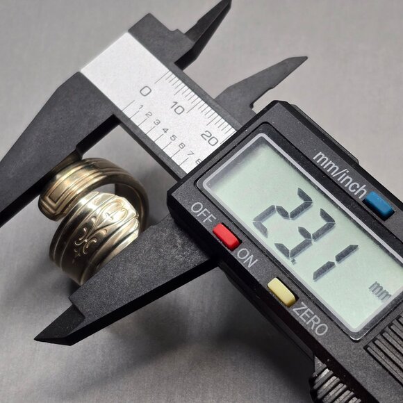 VTG Avon Silver-Plated Spoon Ring Size 8.5 Floral Heart Etched Design 12.98g - Picture 9 of 11